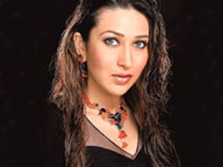 Karisma to endorse Kellogg's Chocos