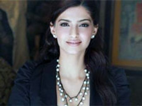 Sonam gets chiding from dad