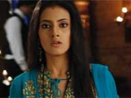 Additi Gupta celebrated Ganpati day eating popcorns