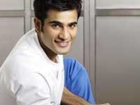 Steamy sequence in Rang Badalti Odhni