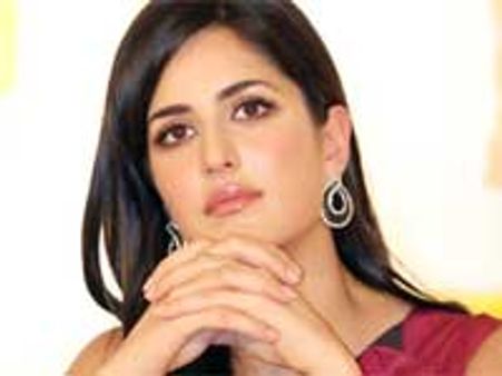 Katrina fighting with Deepika for Joker!