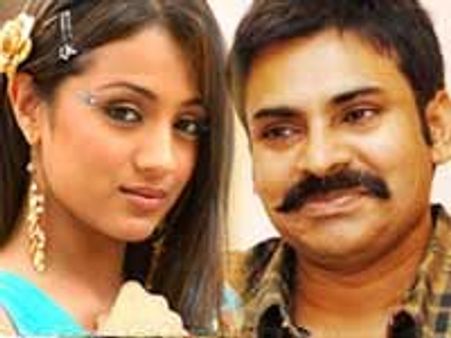 Pawan Kalyan refuses to kiss Trisha