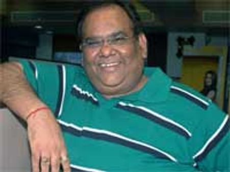 Satish Kaushik to get funny with Double Dhamaal