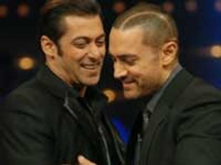 Aamir-Salman turning thick friends