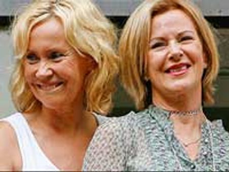 ABBA ladies planning musical reunion