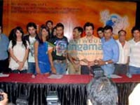 Bollywood appeals for peace ahead of Ayodhya verdict