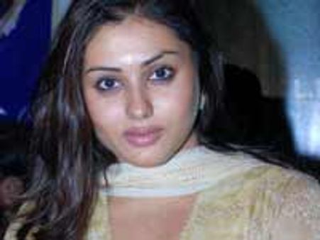 Namitha returns to Kannada with Namitha I Love You
