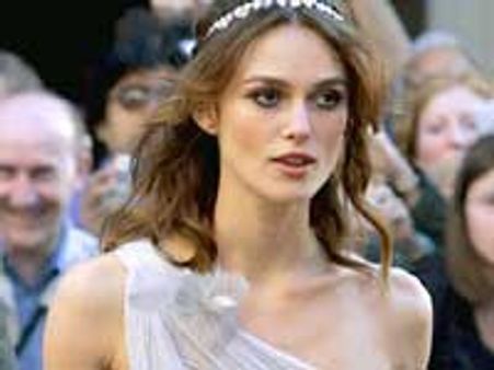 Keira Knightley chops off her locks
