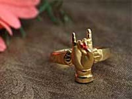 Rajinikanth's amazing gift to Endhiran PRO