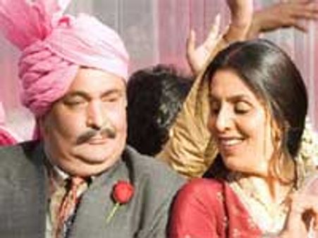 Rishi-Neetu attend Do Dooni Chaar premiere