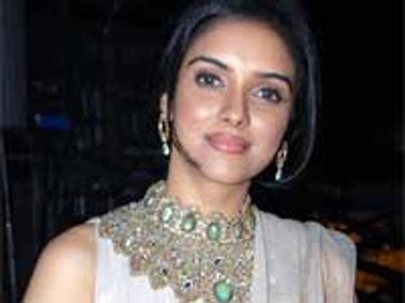 Asin Thottumkal not active on Twitter