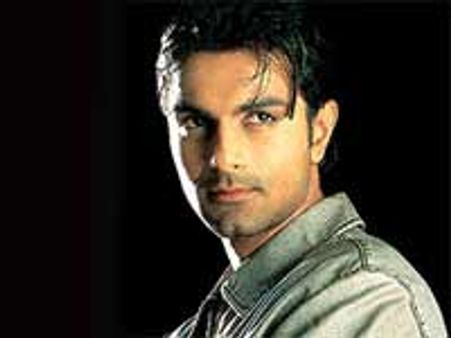 Ashmit Patel is most favourite among women in Bigg Boss 4