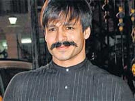 Vivek showed up uninvited at Dutt's event