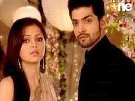 Dev wants to unite Maan and Geet