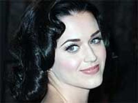 Katy Perry begs for privacy ahead of Indian wedding