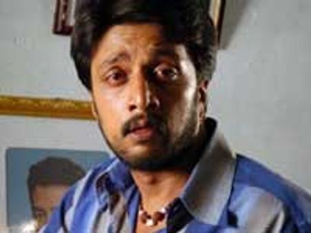 Sudeep praises Vivek, Surya's acting in Rakta Charitra
