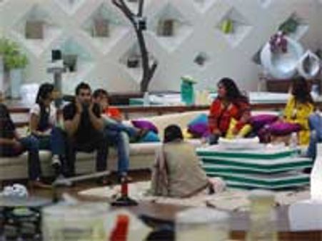 Shweta and Dolly's cat fight in Bigg Boss 4