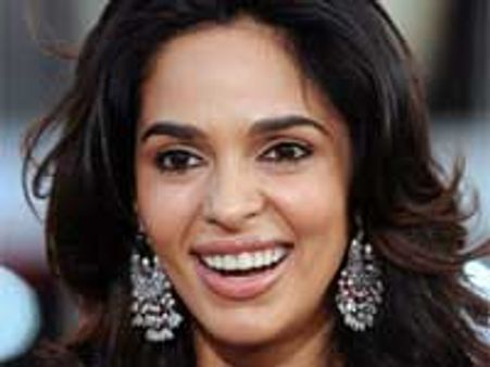Mallika's topless scenes hit the net