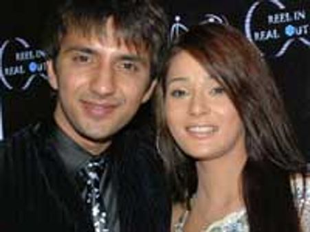 Sara-Ali to have royal wedding on Bigg Boss