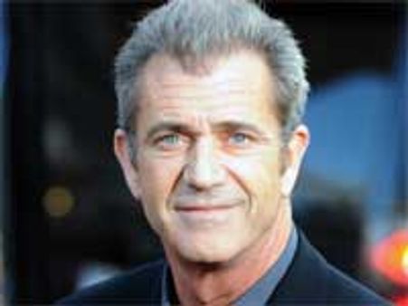 Emotional Mel Gibson testifies love for his daughter
