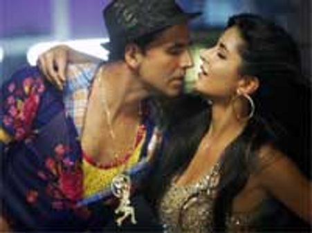 Tees Maar Khan – Music Review