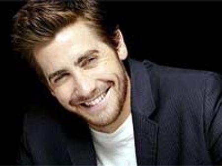 Jake Gyllenhaal proves love is blind