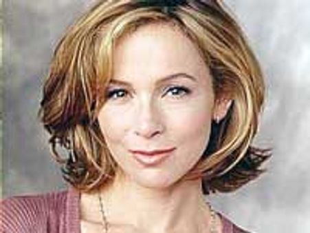 Jennifer Grey clinches ‘Dancing With the Stars’ trophy