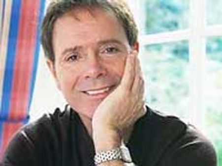 Sir Cliff Richard outsells Justin Bieber in calendar charts
