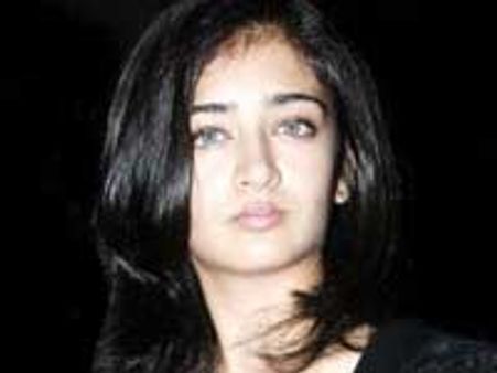 Akshara Hassan dating a Sri Lankan!