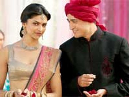 Subash K Jha's take on Break Ke Baad