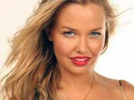 Lara Bingle's tribute to Jason Derulo via YouTube