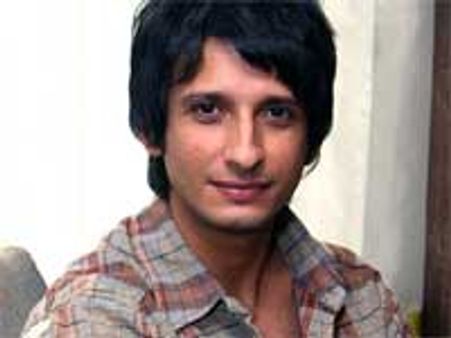 Sharman bags the lead role in Ferrari Ki Sawaari