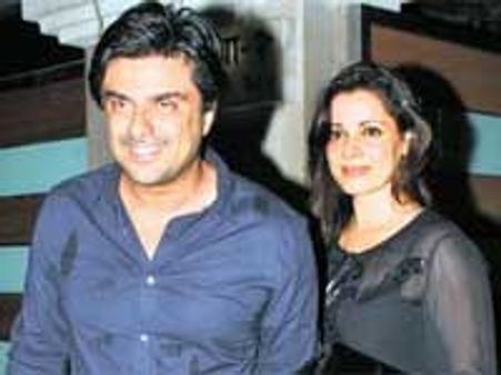 Sameer's fiancee prays for his success on Bigg Boss 4