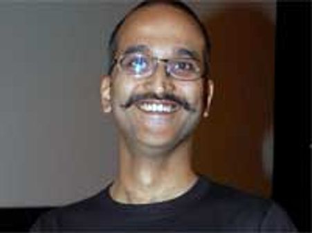 Rohan Sippy gets Dum Maaro Dum from Dev