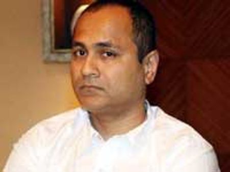 Vipul Shah: Abhishek will have no 'look' in my film