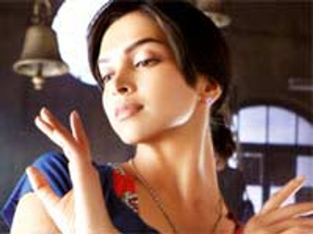 Deepika's wardrobe online auction