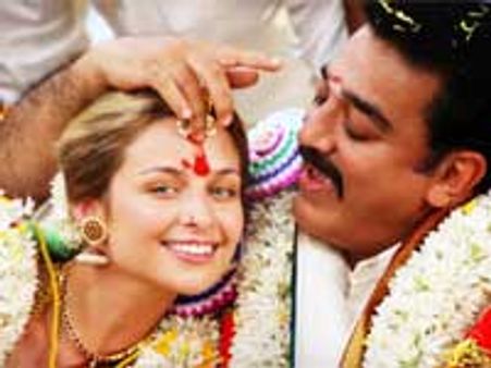 Kamal Hassan's Manmadhan Ambu irks Hindu group