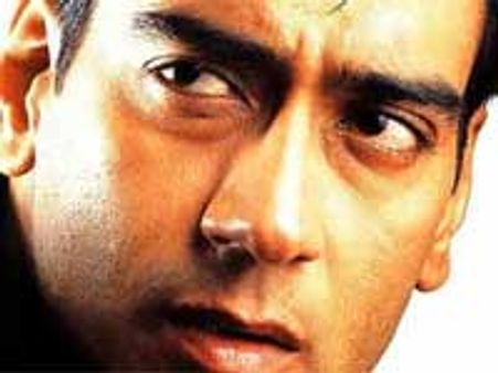 Bollywood ruled by 40 plus, Reflections