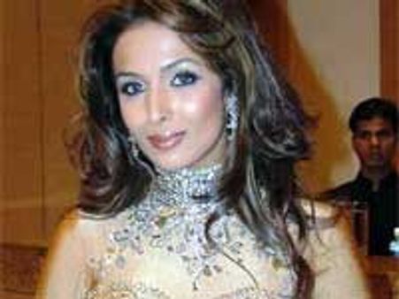 Malaika Arora shaking legs with Junior NTR