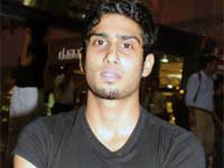 Prateik Babbar and his big heart