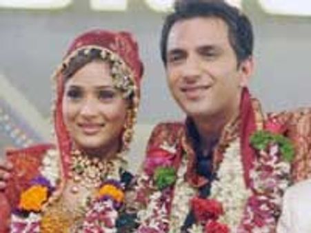 Sara to invite Ashmit and Veena for wedding reception