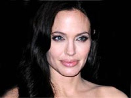 Angelina Jolie still close to ex husband Billy Bob