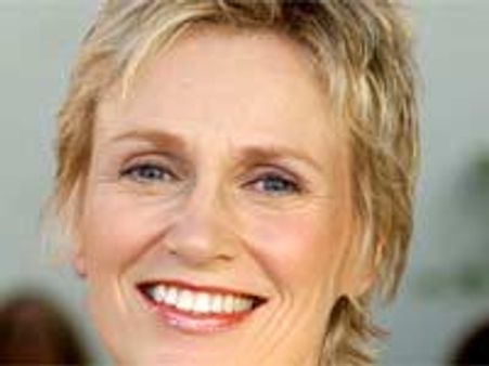 Jane urges Lindsay not to take Glee's mockery personally