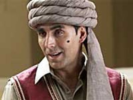 Tees Maar Khan a masala hamming madness: Akshay