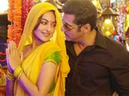 Dabangg bags 5 Big Star Entertainment Awards