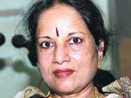 Vani Jayaram honoured at Chennaiyil Thiruvaiyaru