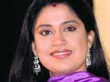 Jhalak Dikhla Jaa 4- Renuka Shahane evicted