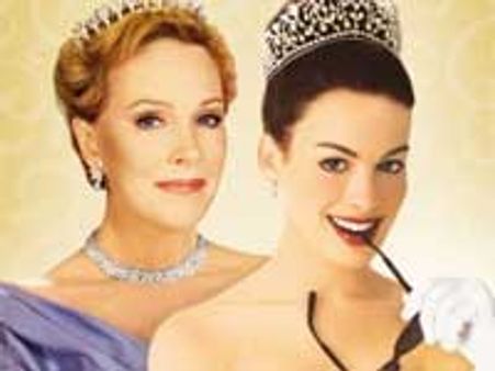 Anne Hathaway, Julie Andrews to reunite for Glee?