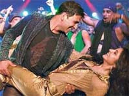 Akshay to return to khiladi mode with Patiala House?