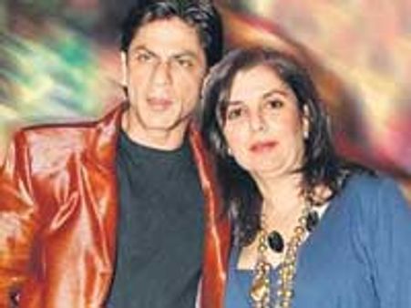 Shahrukh patches up with Farah